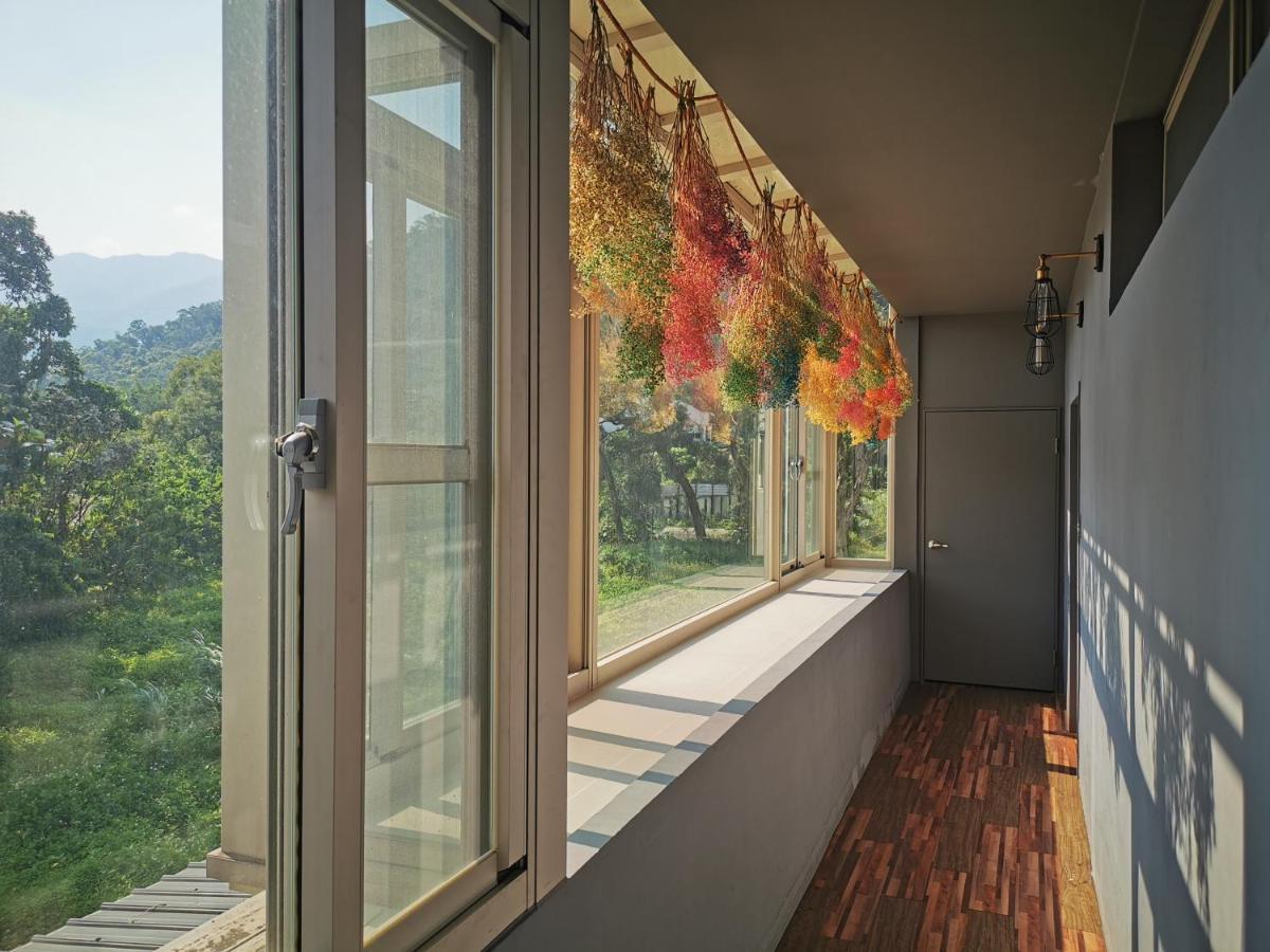 Slow Wow Hot Spring Hotel Jiaoxi Bagian luar foto