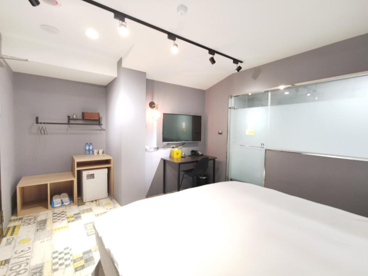 Slow Wow Hot Spring Hotel Jiaoxi Bagian luar foto